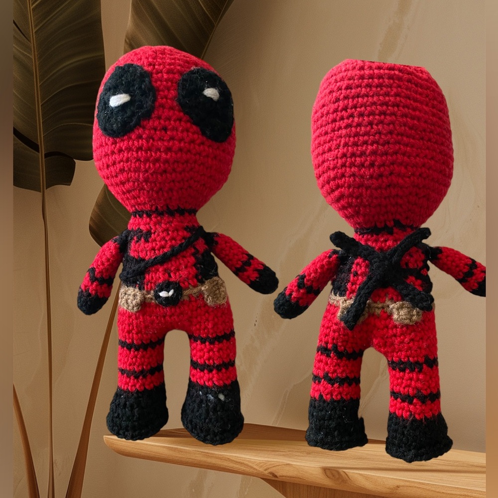 ⛔️HANDCRAFTED RED Deadpool crochet⛔️